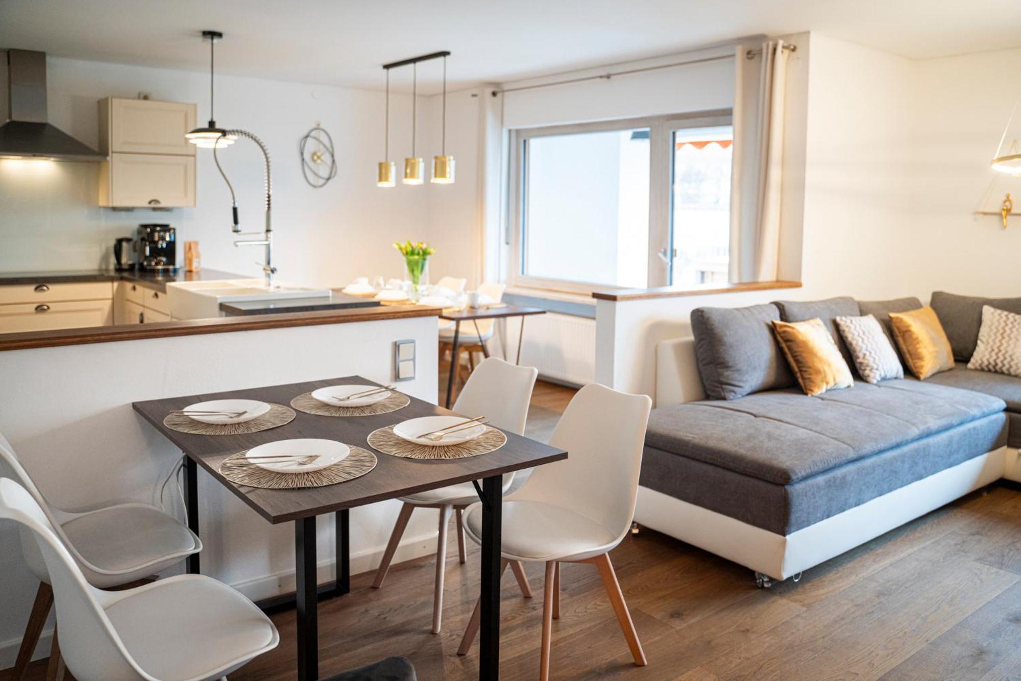 Appartamento 130M2 Loft - Balkon, Smart Tv, Badewanne, Kaffee Rosenheim Esterno foto