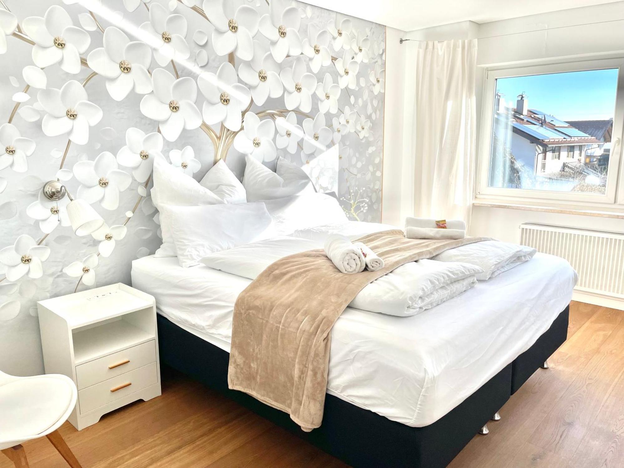 Appartamento 130M2 Loft - Balkon, Smart Tv, Badewanne, Kaffee Rosenheim Esterno foto